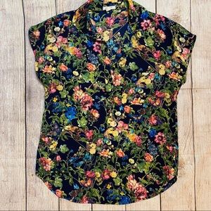 Pleione spring time collared loose blouse